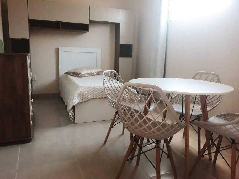 Casa Com 2 Quartos Nos Ingleses *