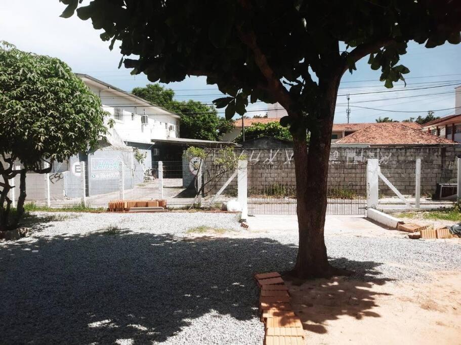 Casa Com 2 Quartos Nos Ingleses *